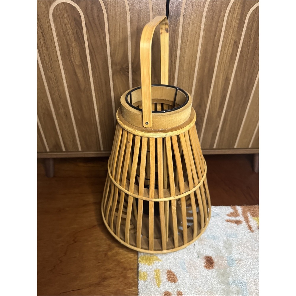Gallery Light Small Wood Slat Lantern Candle Holder Handle 10018939 - Picture 2 of 3